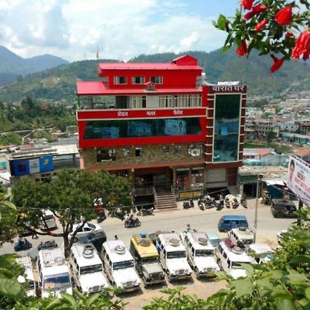Oyo 37525 Hotel Mall Palace Pithoragarh Bagian luar foto