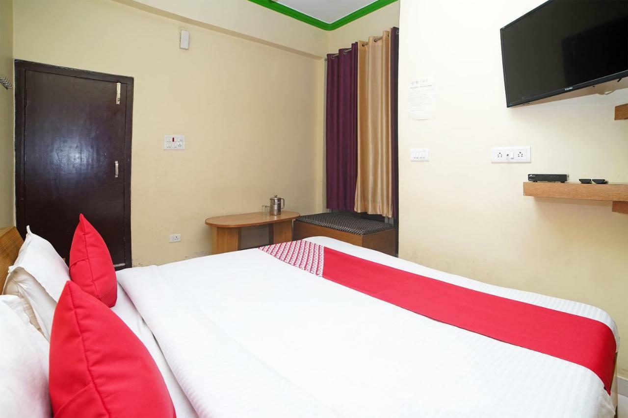 Oyo 37525 Hotel Mall Palace Pithoragarh Bagian luar foto