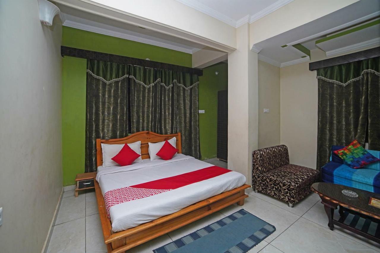 Oyo 37525 Hotel Mall Palace Pithoragarh Bagian luar foto