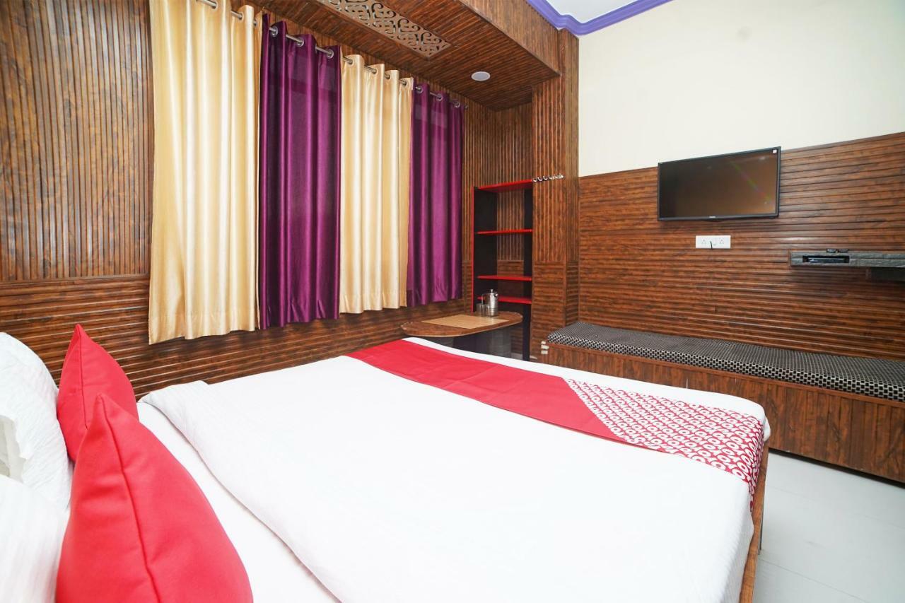 Oyo 37525 Hotel Mall Palace Pithoragarh Bagian luar foto
